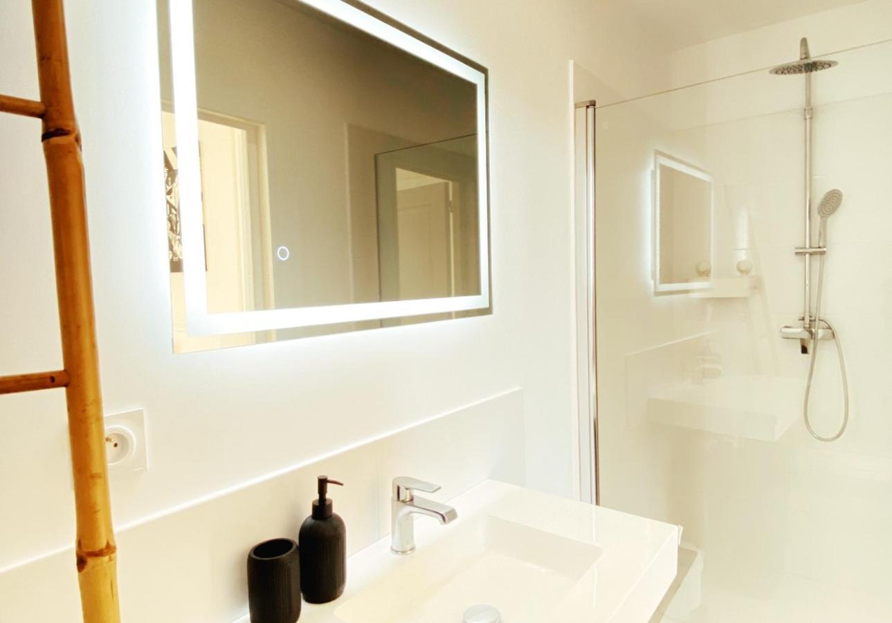 Le Haussmann ⸱ Stationnement Gratuit ⸱ Fibre Apartment Déols Екстериор снимка