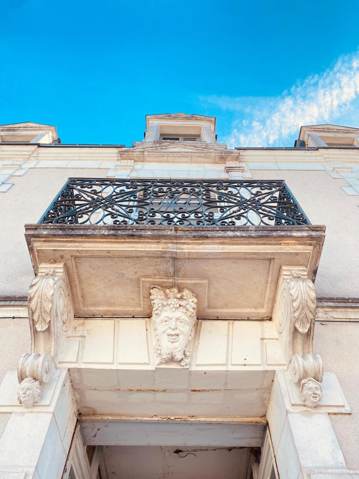 Le Haussmann ⸱ Stationnement Gratuit ⸱ Fibre Apartment Déols Екстериор снимка